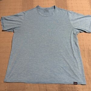 Patagonia Men's Light Blue Short Sleeve Dri Fit Crew Neck T-Shirt Logo Size L